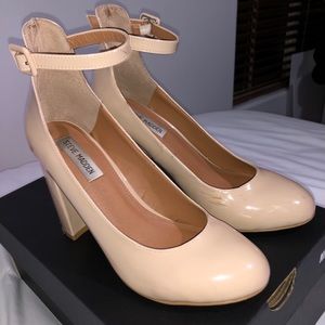 women’s steve madden heels